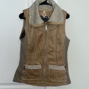 Kuhl Women's Vest in Tan and Gray
